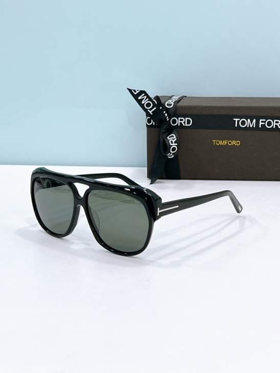 Picture of Tom Ford Sunglasses _SKUfw80537905fw
